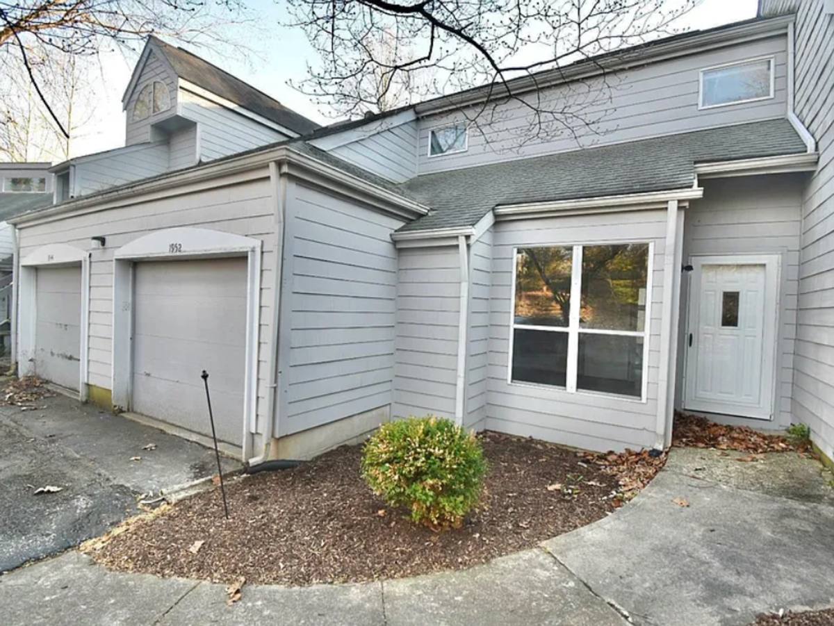 Apartment for rent at 1938 E Bay Pointe Dr, Bloomington, IN 47401