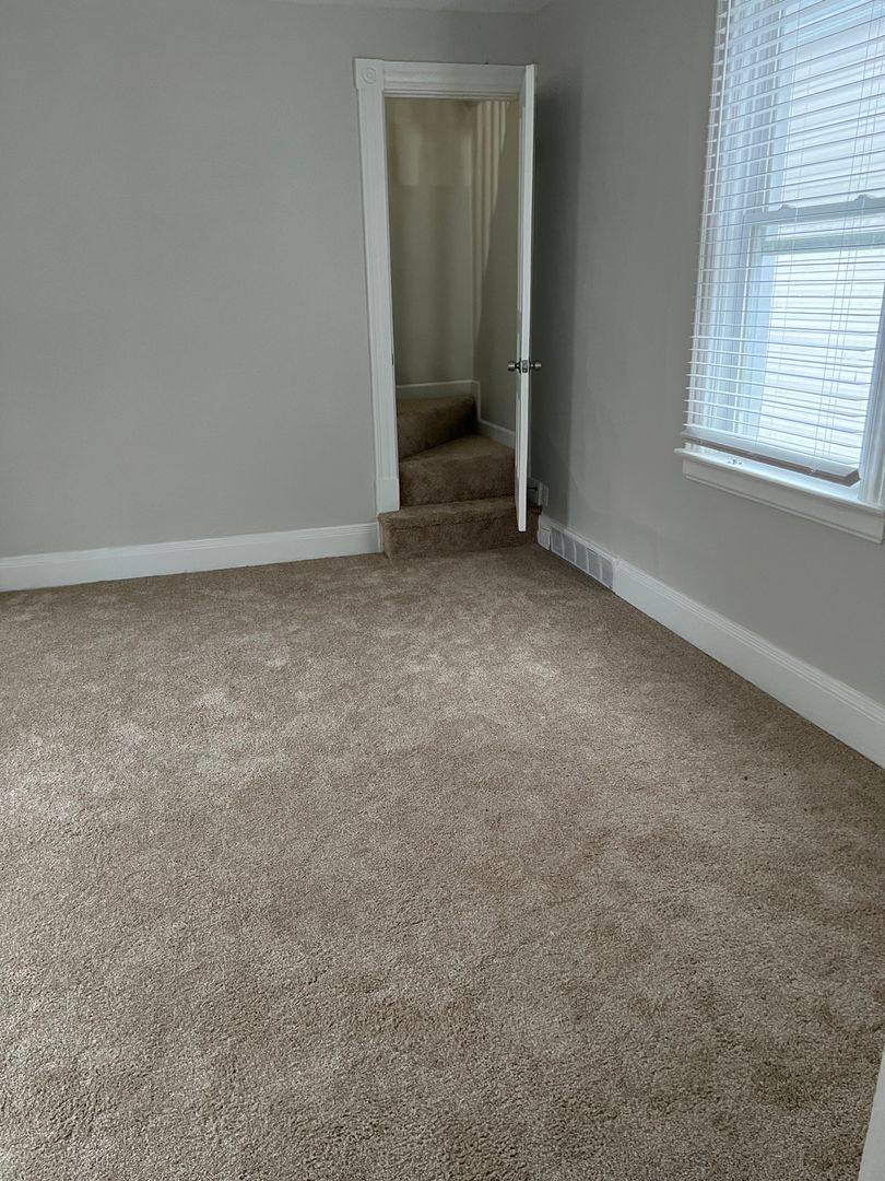 Apartment for rent at 1911 Elm Ave, Cincinnati, OH 45212