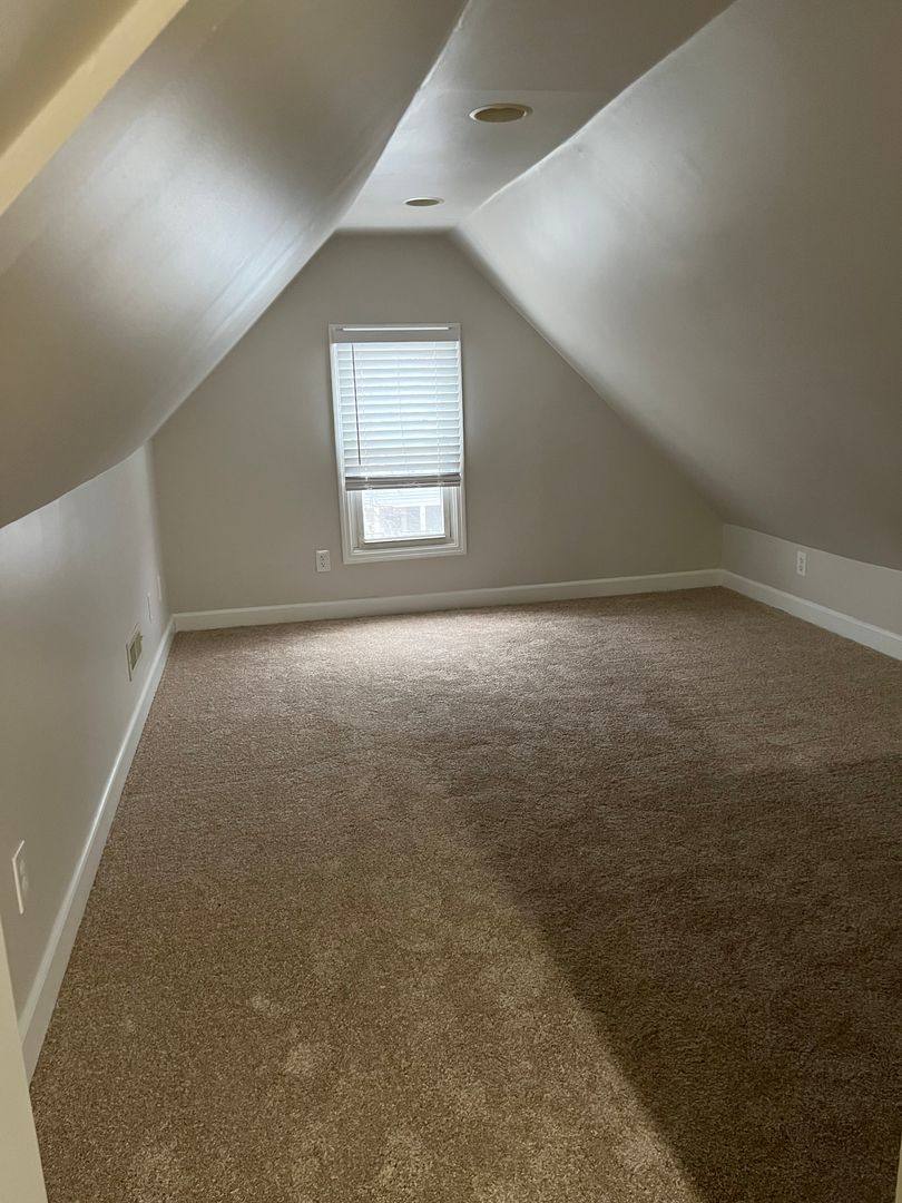 Apartment for rent at 1911 Elm Ave, Cincinnati, OH 45212