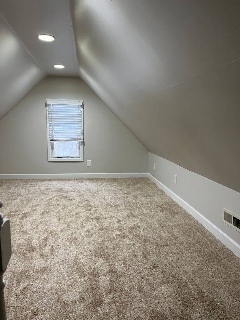 Apartment for rent at 1911 Elm Ave, Cincinnati, OH 45212
