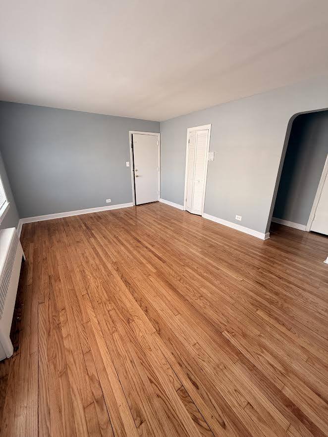 Apartment for rent at 6715 N California Ave, Chicago, IL 60645