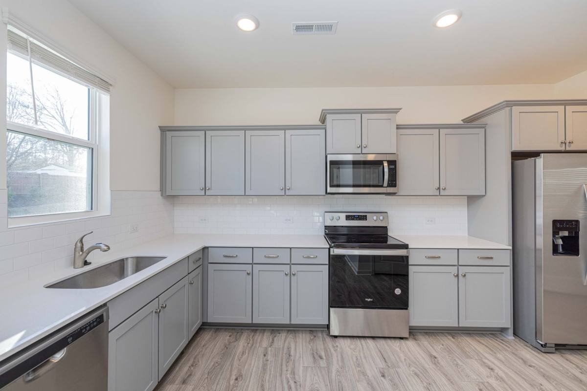 Townhouse for rent at 120 S Dorsett St, Oakboro, NC 28129