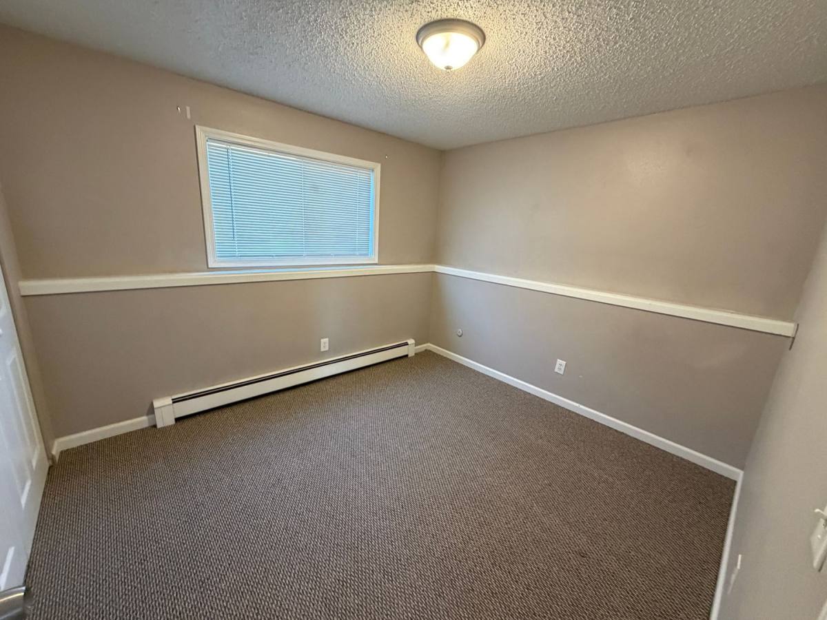 Apartment for rent at 1620 Kelby Dr, Billings, MT 59105