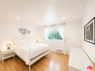House for rent at 1028 12th St #3, Santa Monica, CA 90403