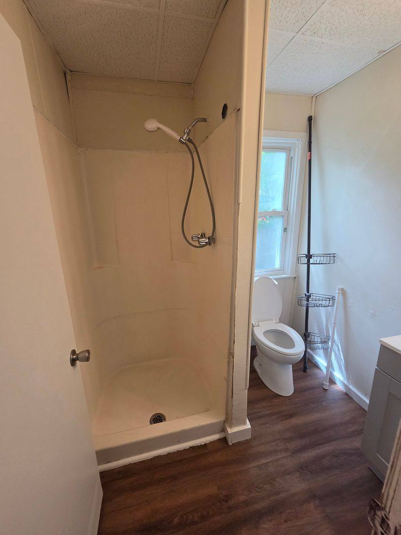 House for rent at 2402 E Ave, Erie, PA 16503