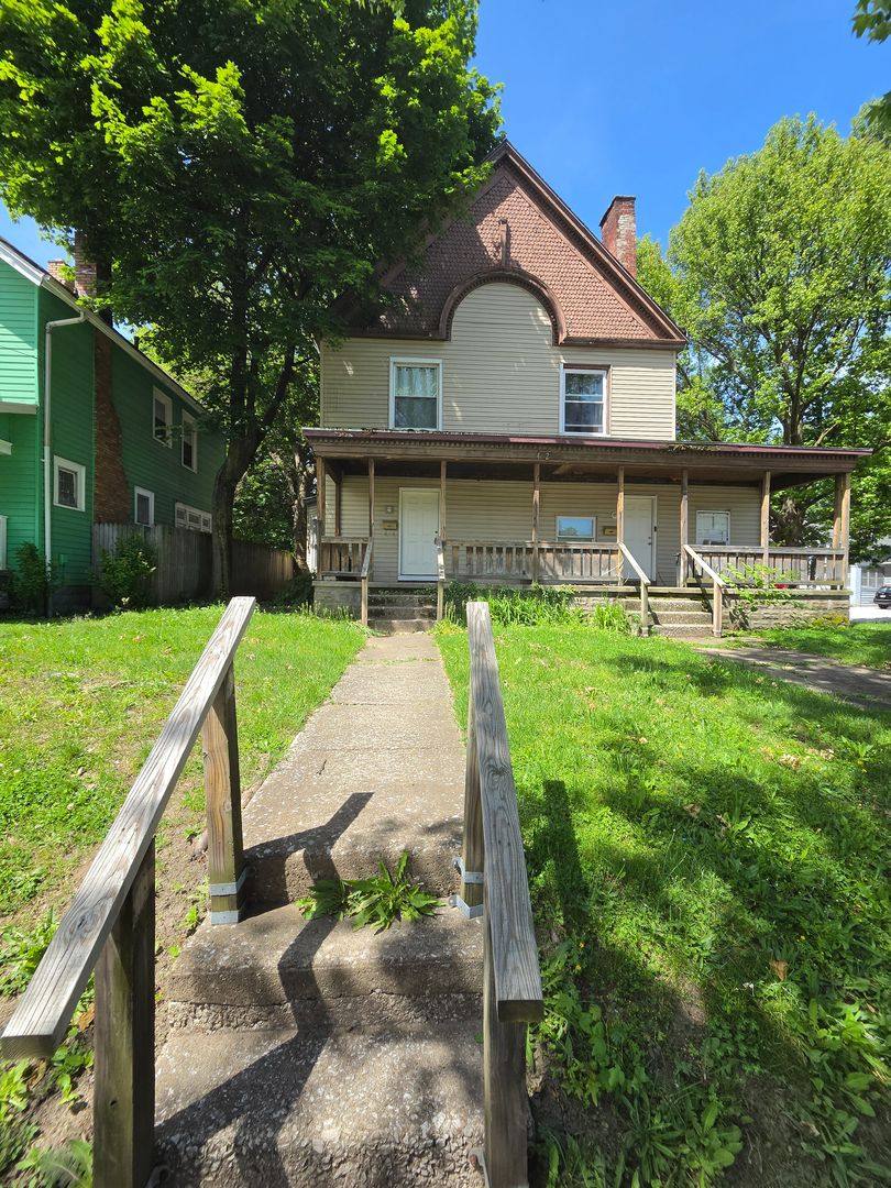 House for rent at 2402 E Ave, Erie, PA 16503