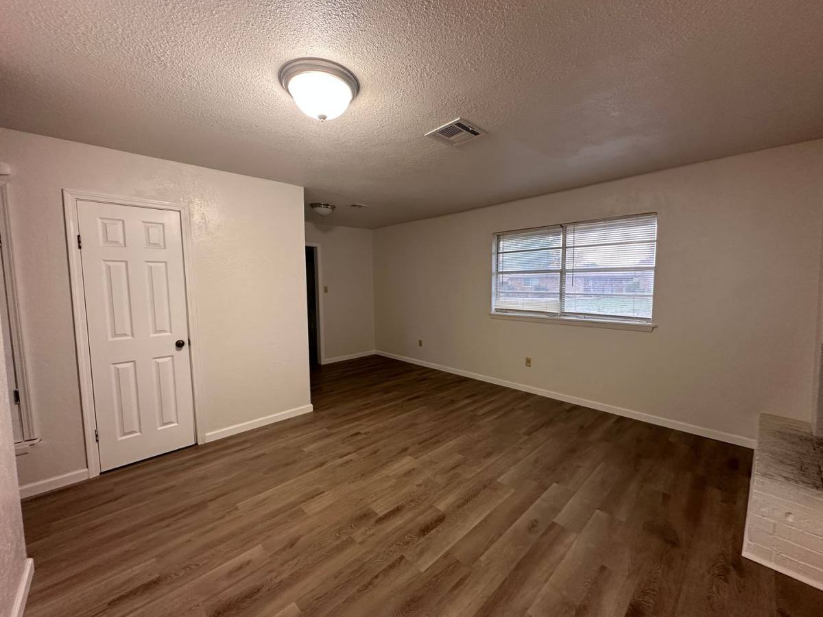 Apartment for rent at 6623 NW Denver Ave, Lawton, OK 73505
