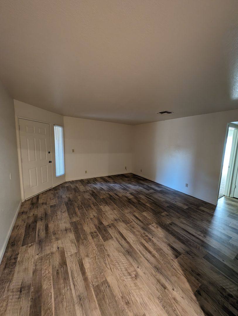Apartment for rent at 837 & 843 Lake Blvd, Redding, CA 96003