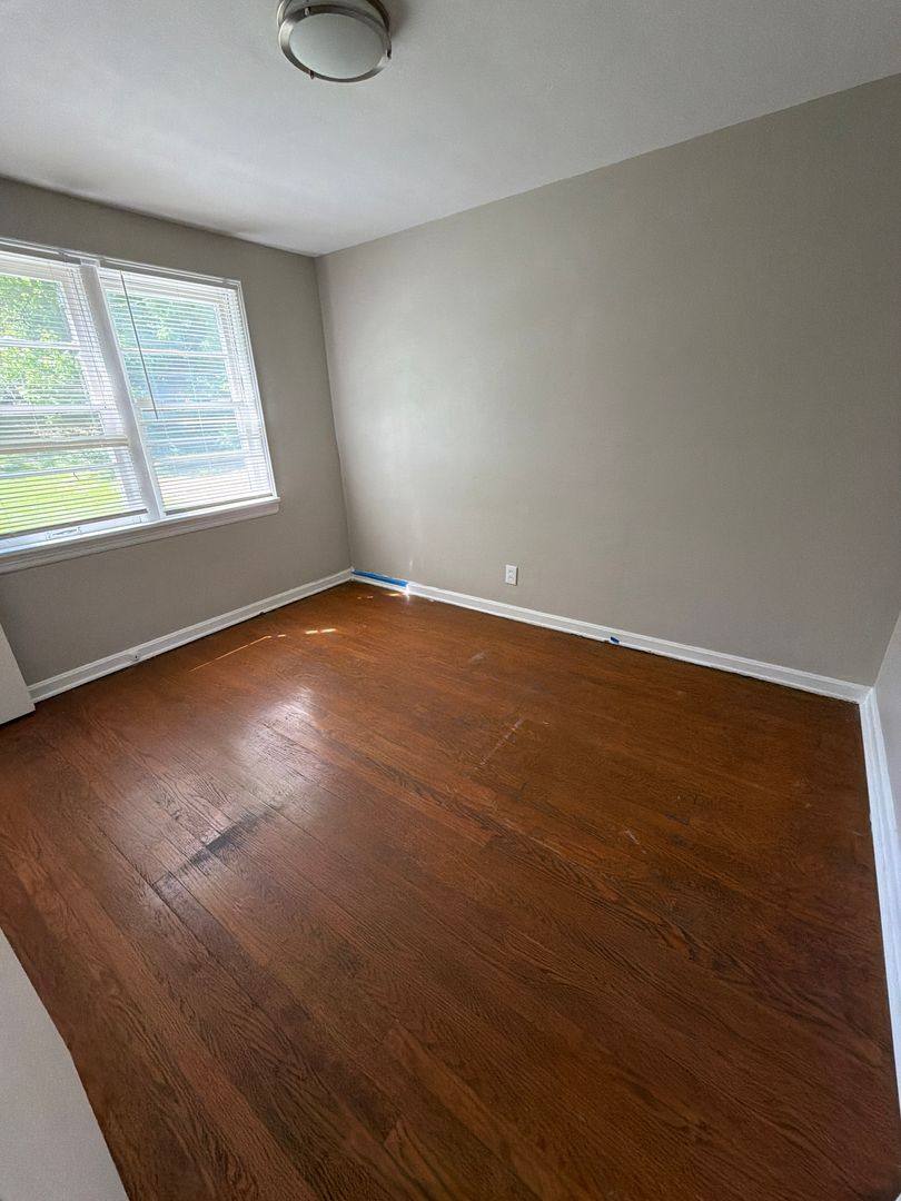 House for rent at 1831 Engelholm Ave, Saint Louis, MO 63133