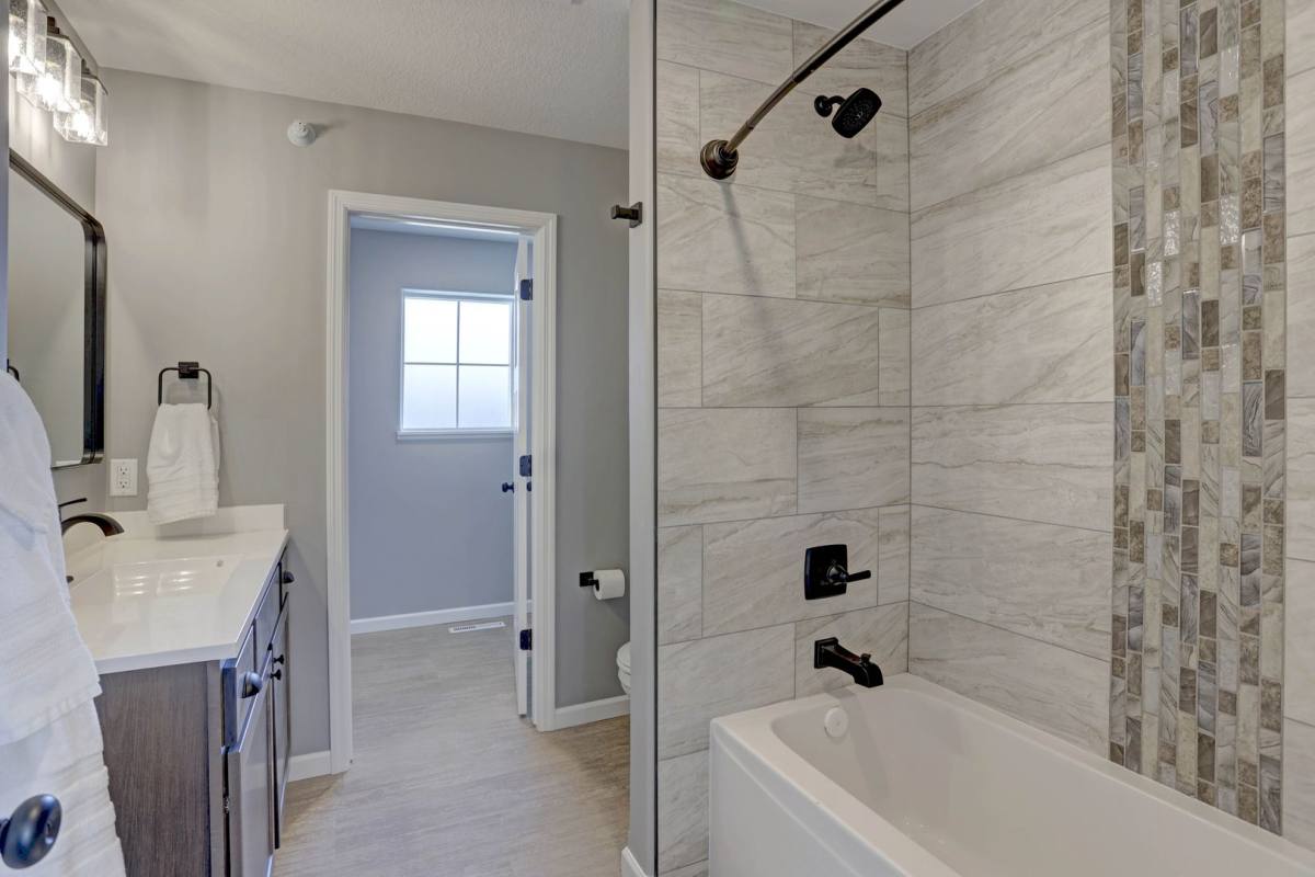 Townhouse for rent at 100 Everglades Trail, Mankato, MN 56001
