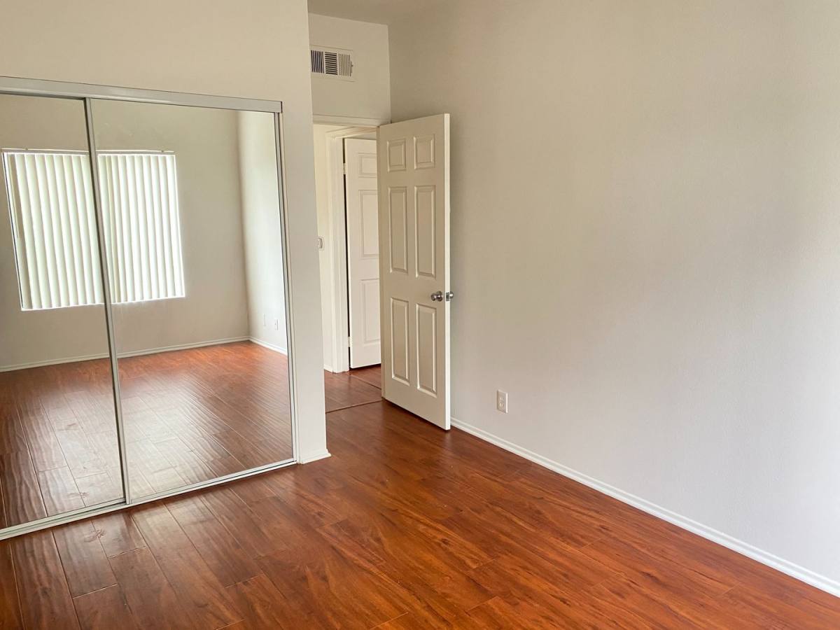 Apartment for rent at 1441 N Edison Blvd, Burbank, CA 91505