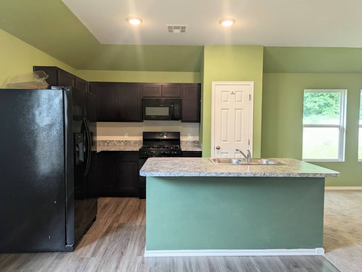 House for rent at 834 Highgarden Circle, Noble, OK 73068