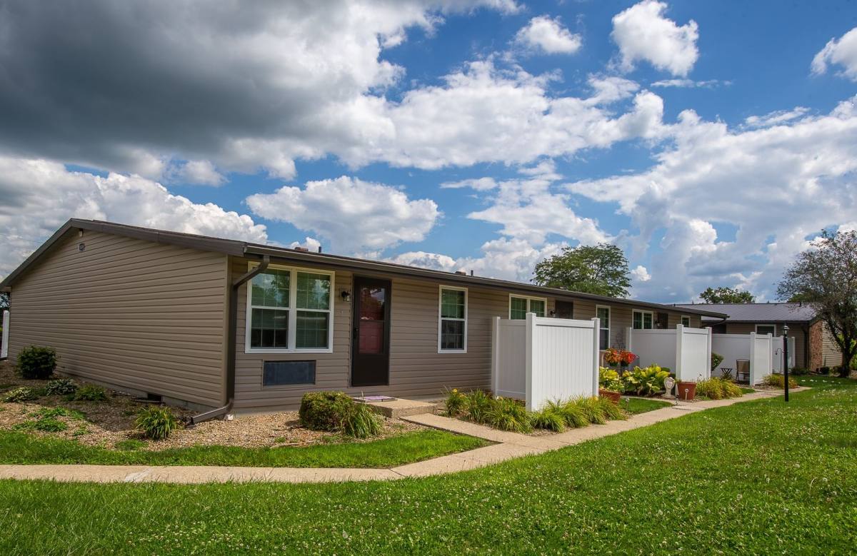 Apartment for rent at 1471 Mifflin Ave, Ashland, OH 44805