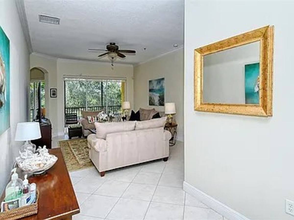 Condo for rent at 8263 Miramar Way, Bradenton, FL 34202