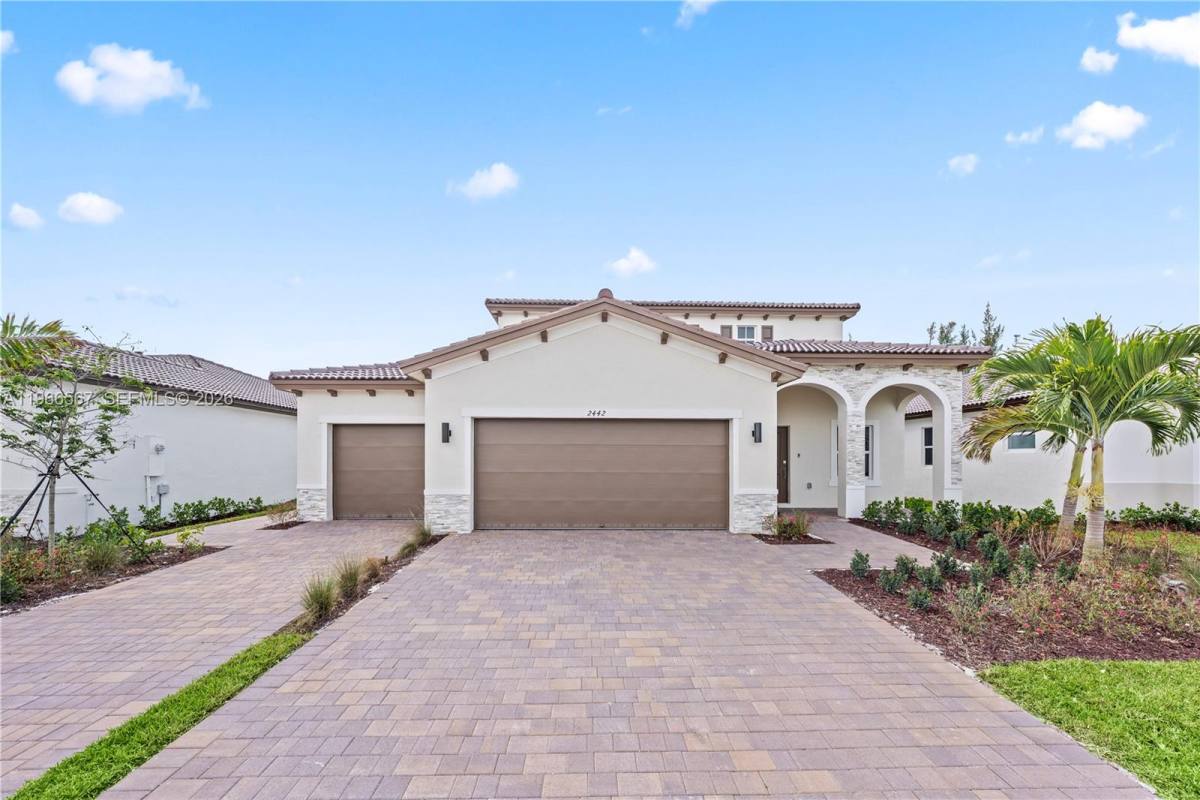 House for rent at 2442 SE 30th St, Homestead, FL 33035