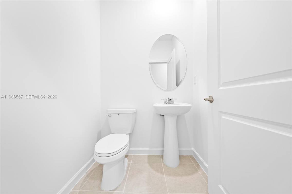 House for rent at 2442 SE 30th St, Homestead, FL 33035