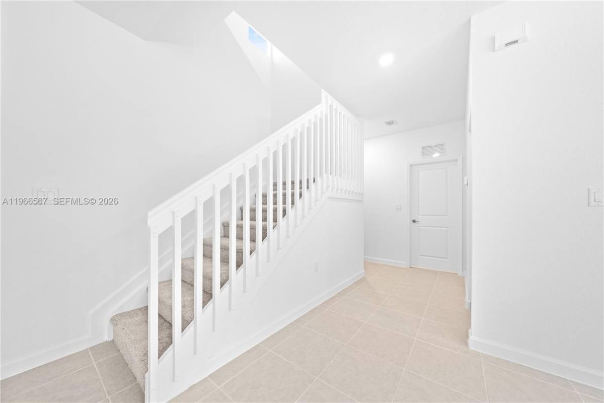 House for rent at 2442 SE 30th St, Homestead, FL 33035