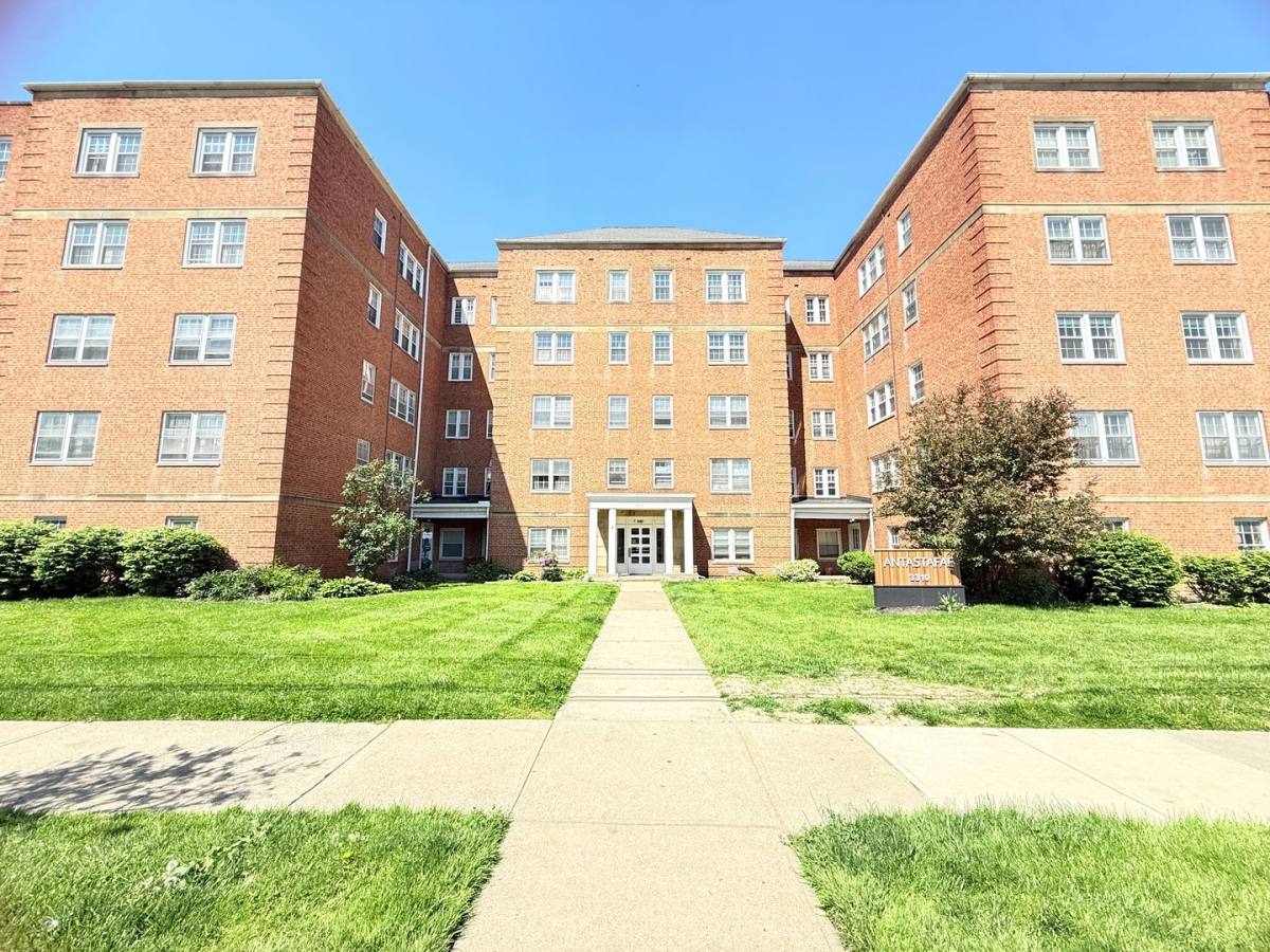Apartment for rent at 3310 Warrensville Center Rd, Beachwood, OH 44122