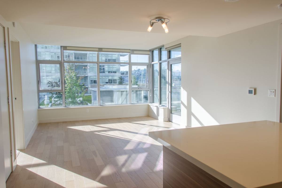 Condo for rent at 588 Bell St, Seattle, WA 98121