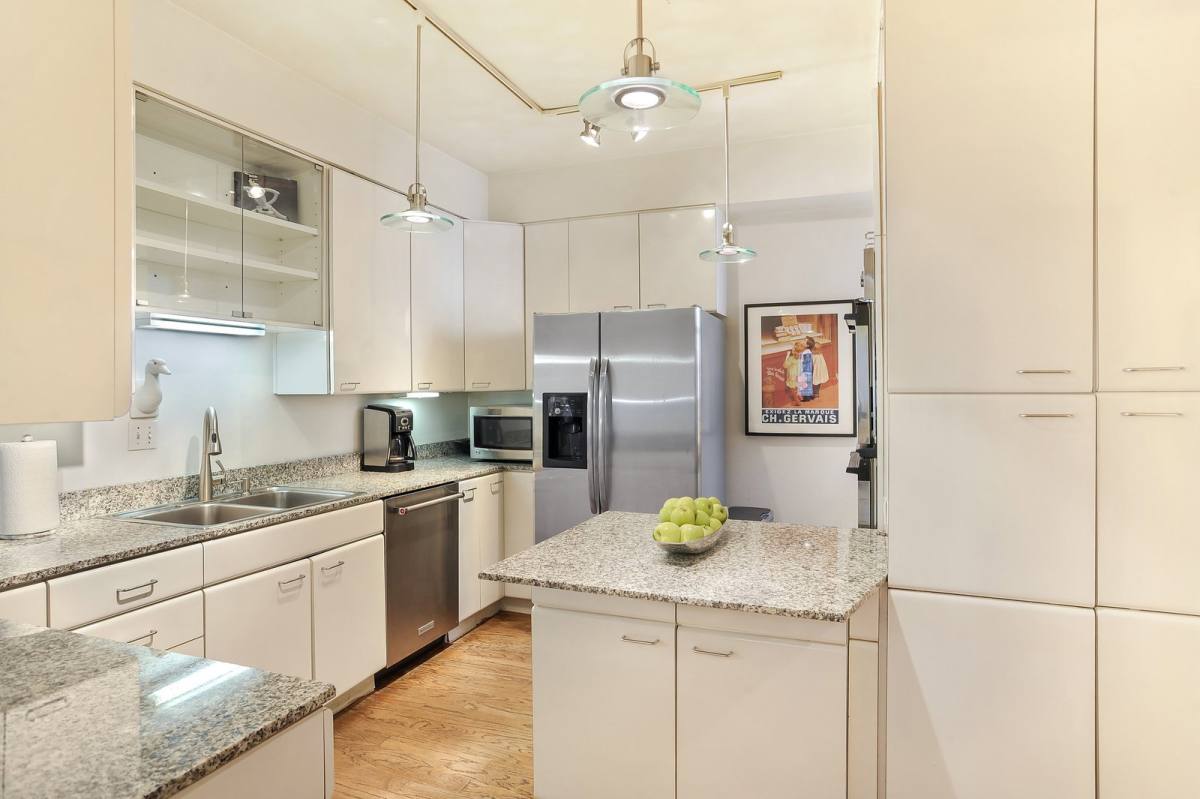 Apartment for rent at 2737 N Hampden Court #3, Chicago, IL 60614