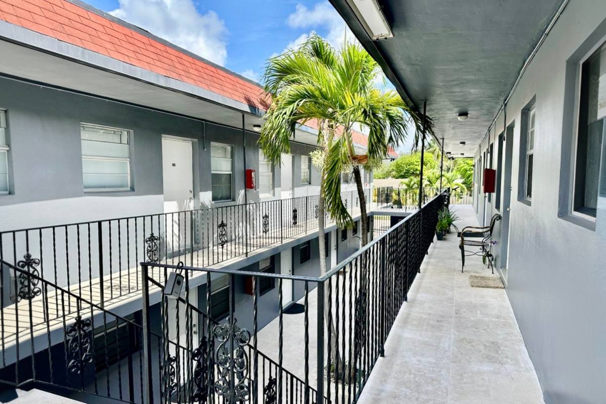 Apartment for rent at 2022 Adams St, Hollywood, FL 33020