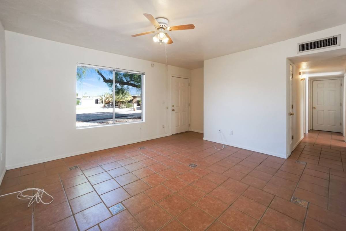 House for rent at 1942 S Sunburst Dr, Tucson, AZ 85748