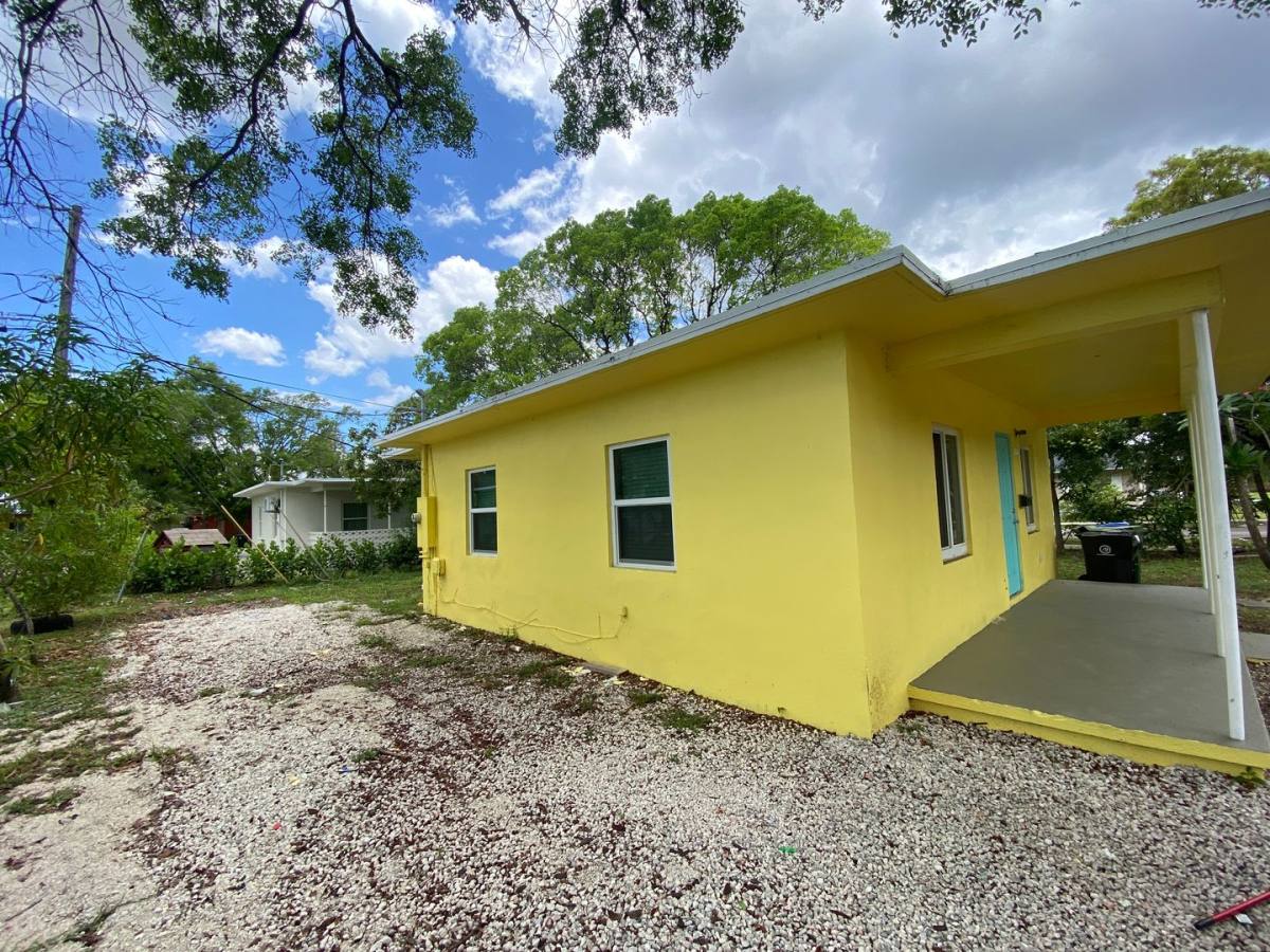 House for rent at 1448 NW 4th St, Fort Lauderdale, FL 33311