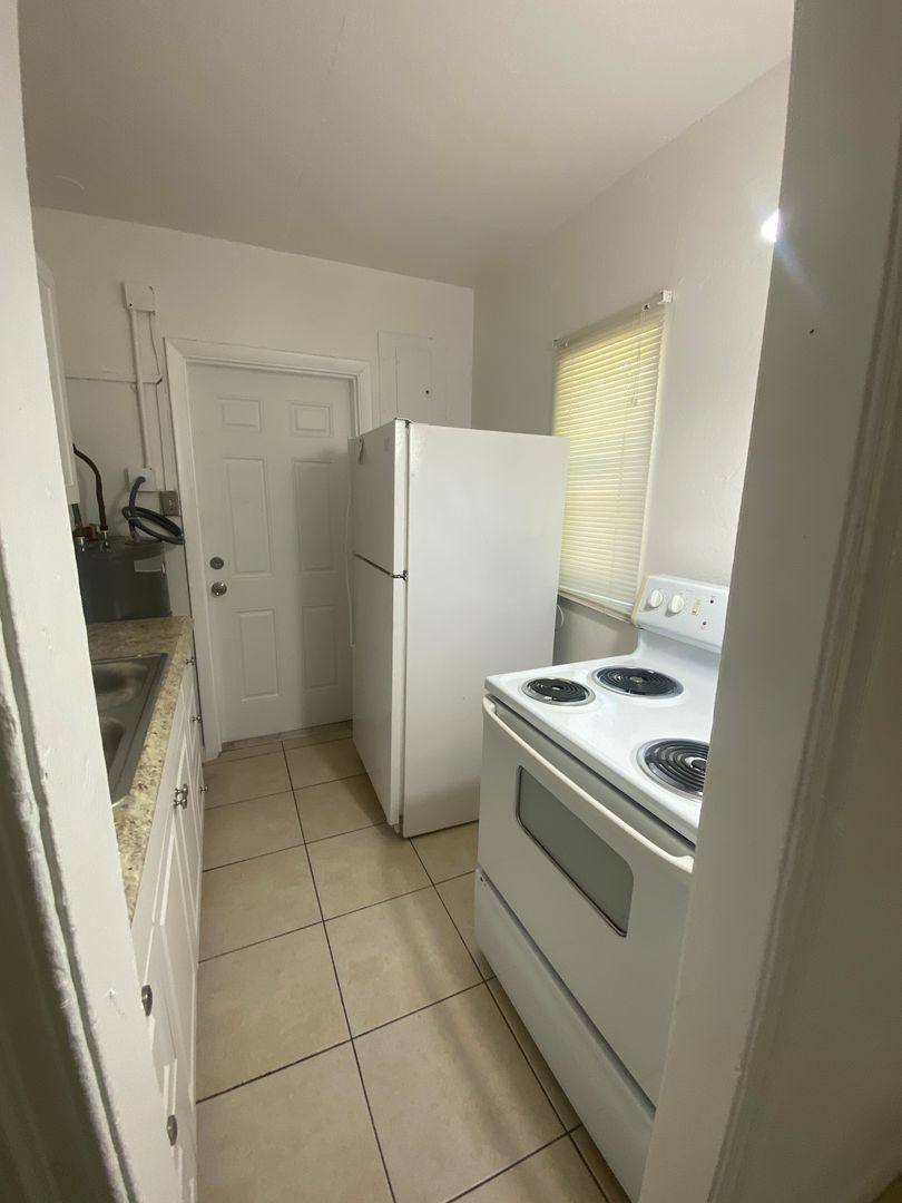 House for rent at 1448 NW 4th St, Fort Lauderdale, FL 33311