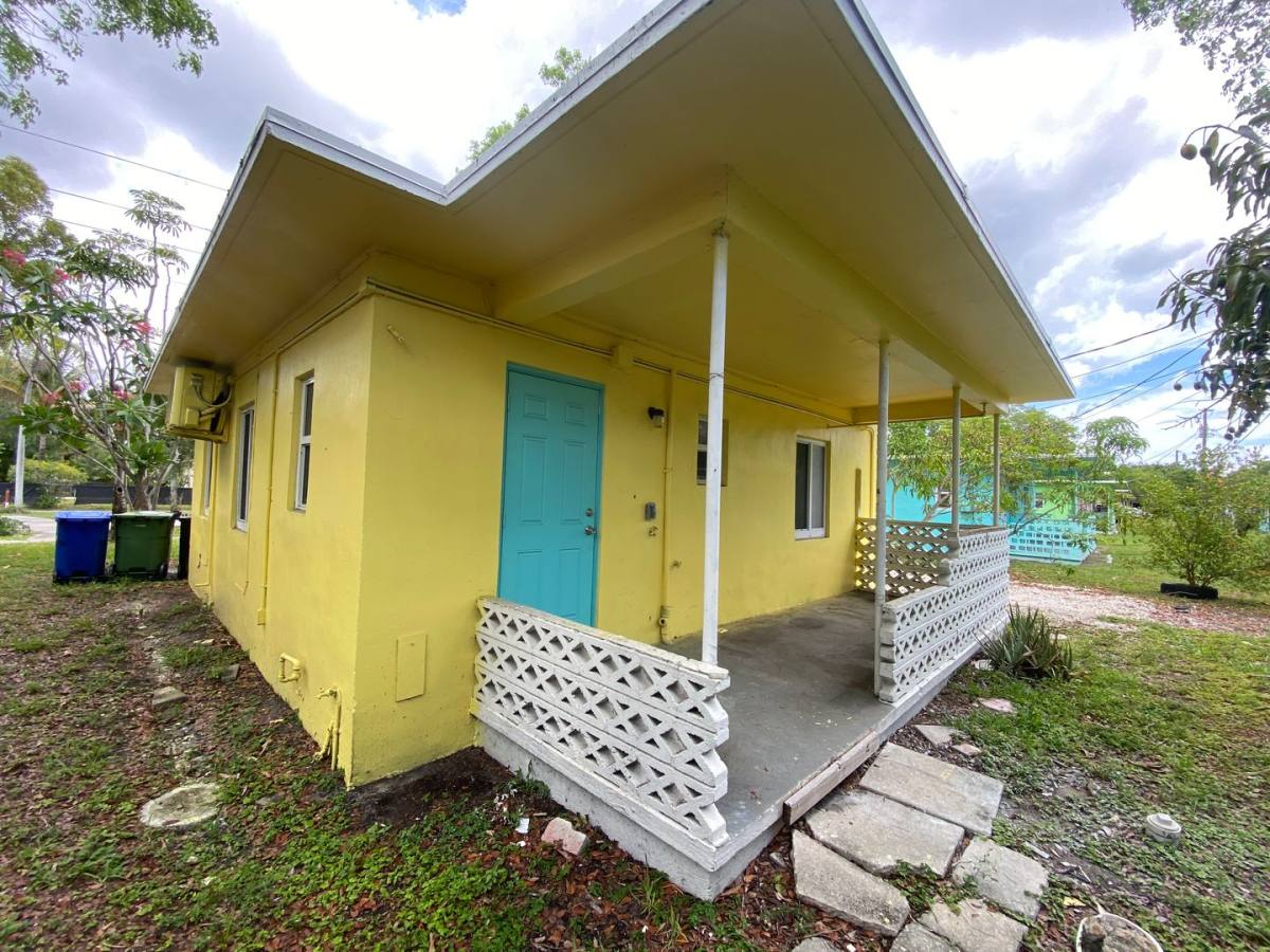 House for rent at 1448 NW 4th St, Fort Lauderdale, FL 33311