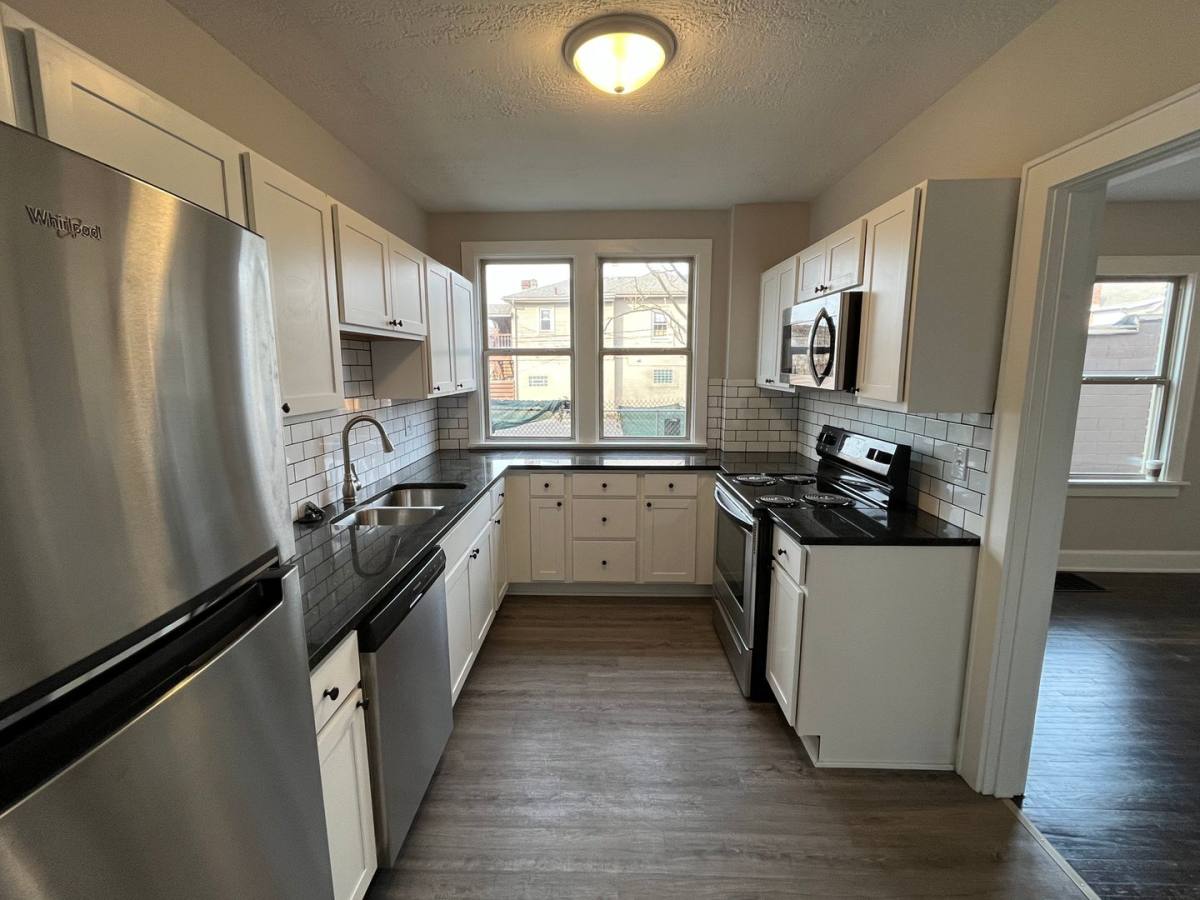 Apartment for rent at 465 E Hudson St, Columbus, OH 43202
