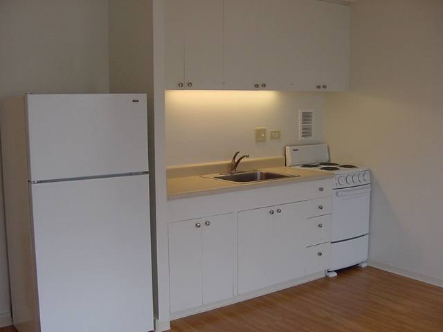 Apartment for rent at 1650 Kanunu St, Honolulu, HI 96814