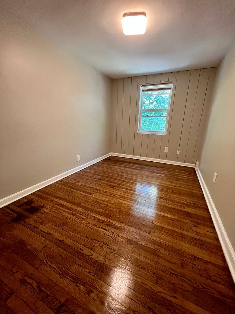 Townhouse for rent at 534 S 4th St, Darby, PA 19023