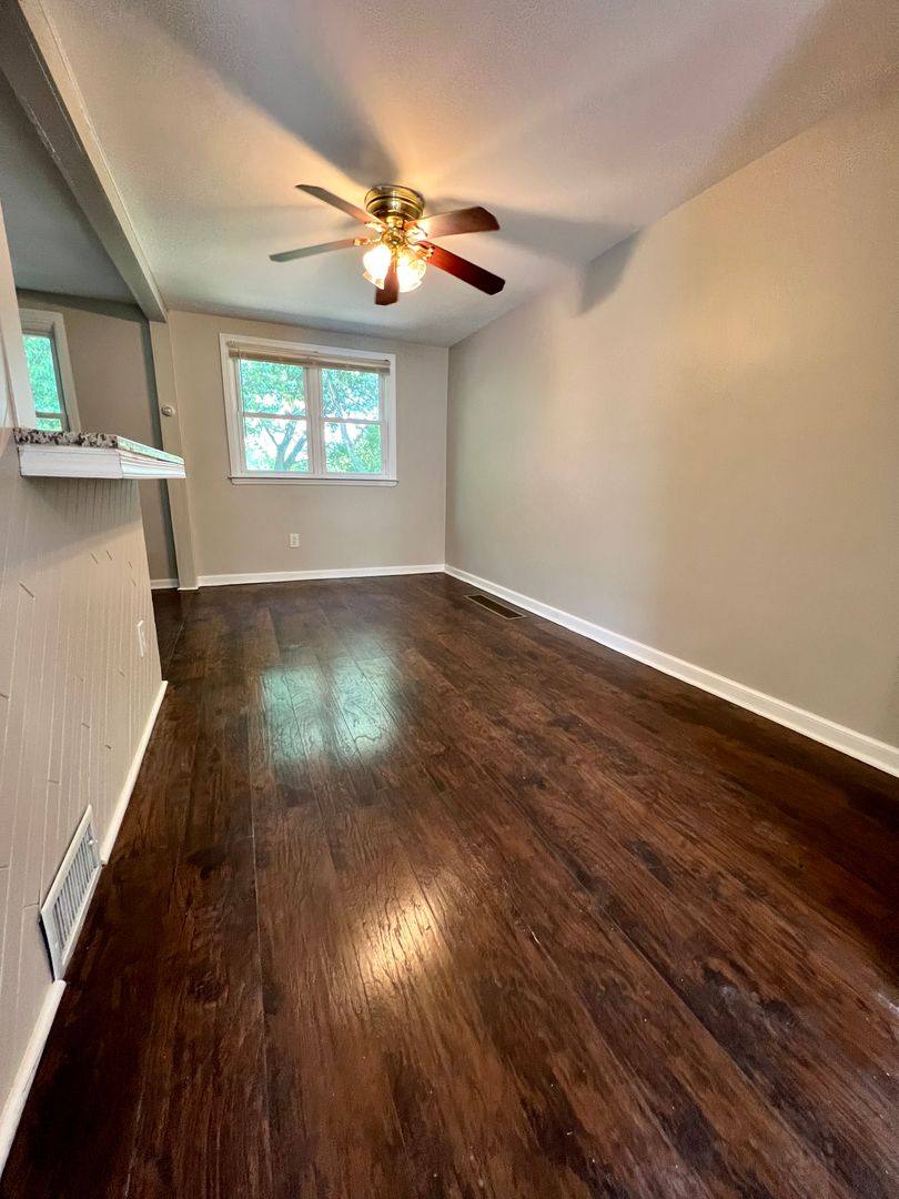 Townhouse for rent at 534 S 4th St, Darby, PA 19023