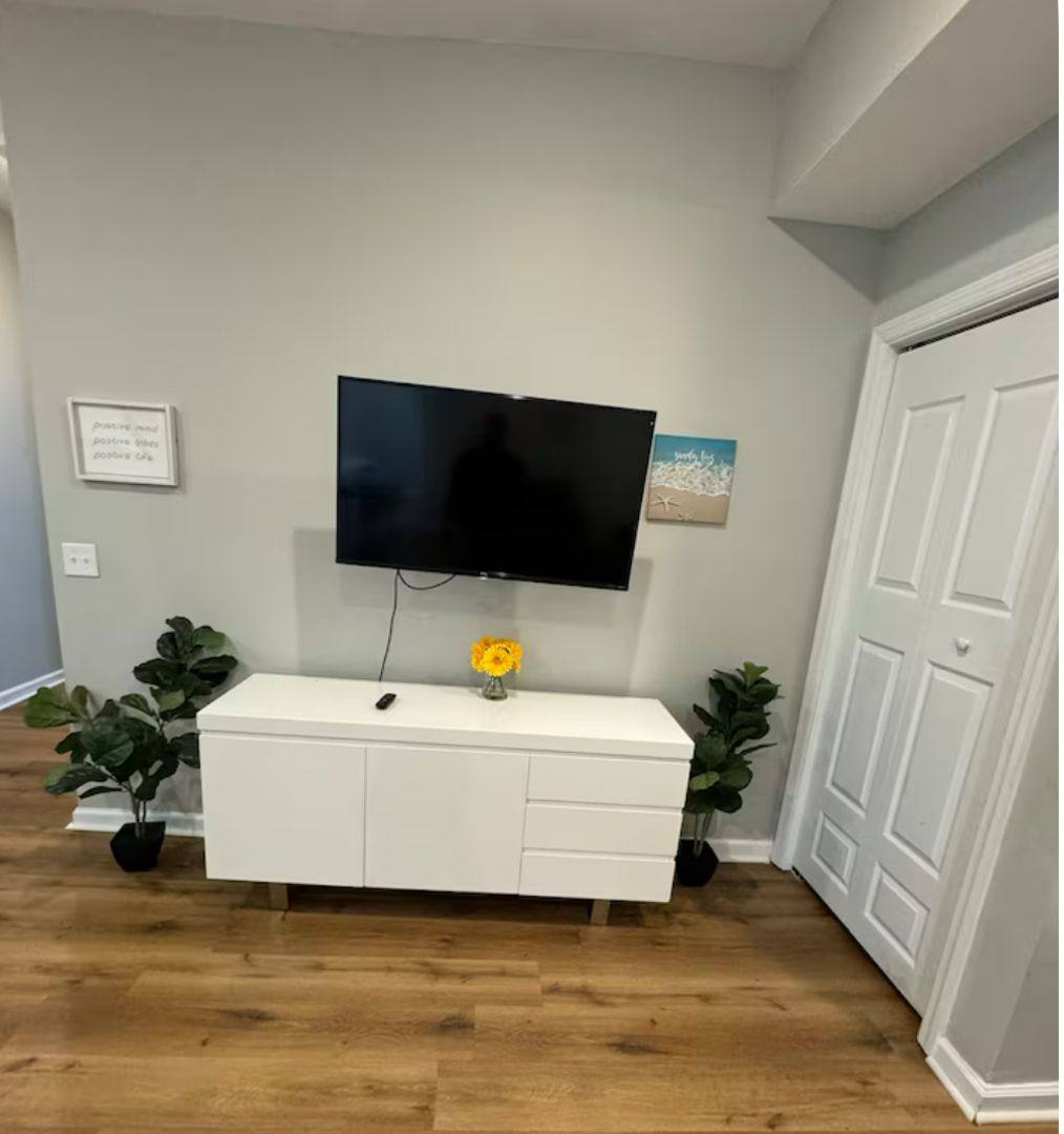 Apartment for rent at 1710 Atlantic Ave, Atlantic City, NJ 08401
