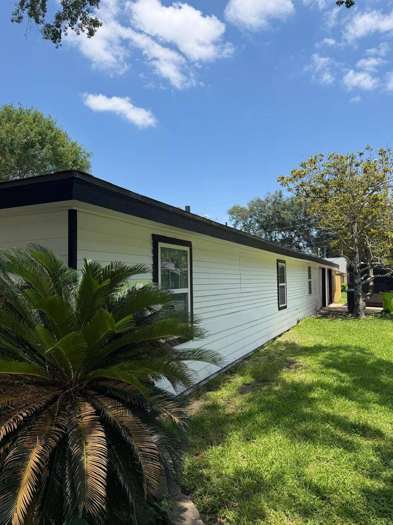 House for rent at 1317 Tobola St, Rosenberg, TX 77471