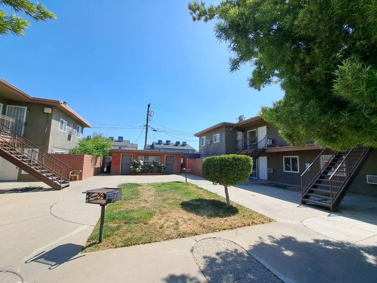 Apartment for rent at 1331-1349 E San Bruno Ave, Fresno, CA 93710