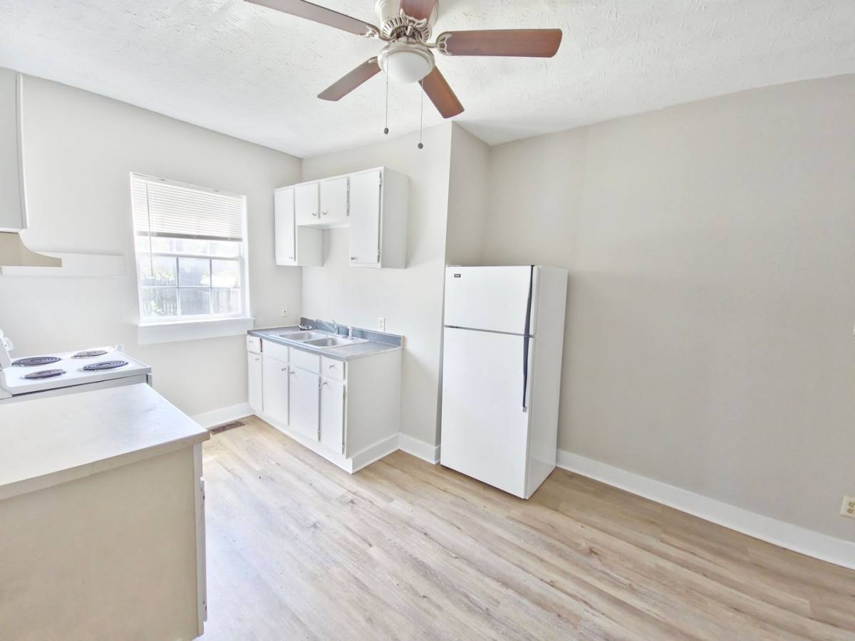 House for rent at 1303 S 26th St, Louisville, KY 40210