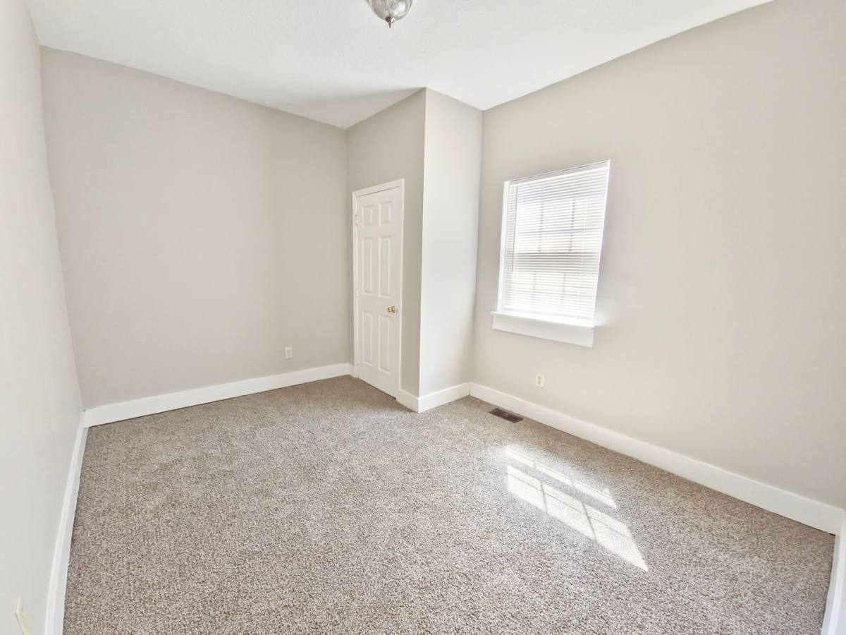 House for rent at 1303 S 26th St, Louisville, KY 40210