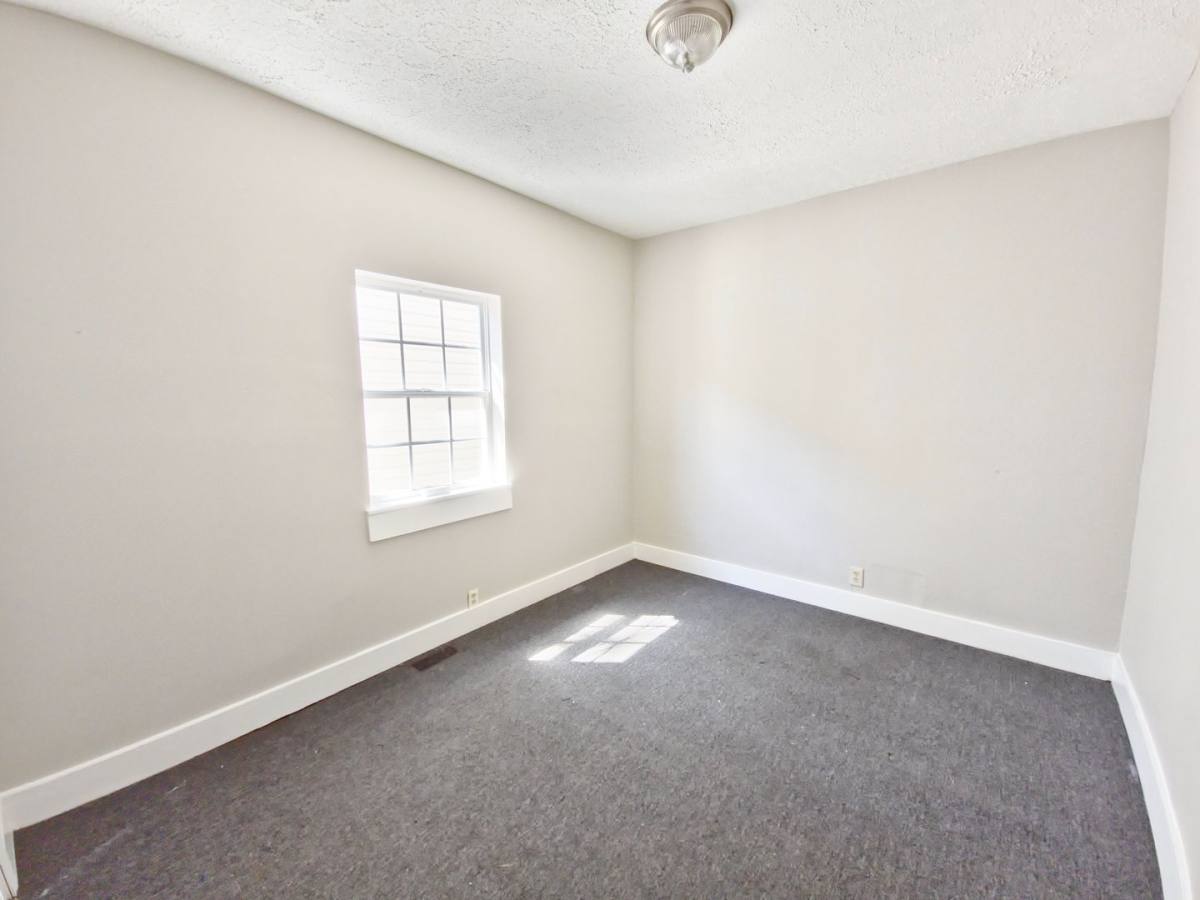 House for rent at 1303 S 26th St, Louisville, KY 40210