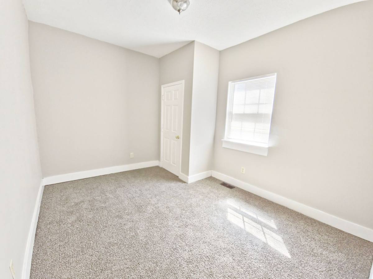House for rent at 1303 S 26th St, Louisville, KY 40210