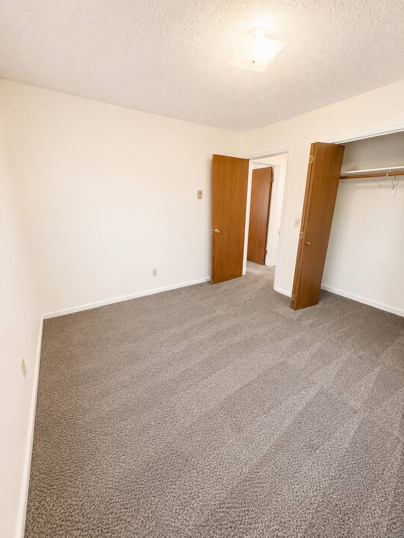Apartment for rent at 1537 Westchester Square E, Billings, MT 59105