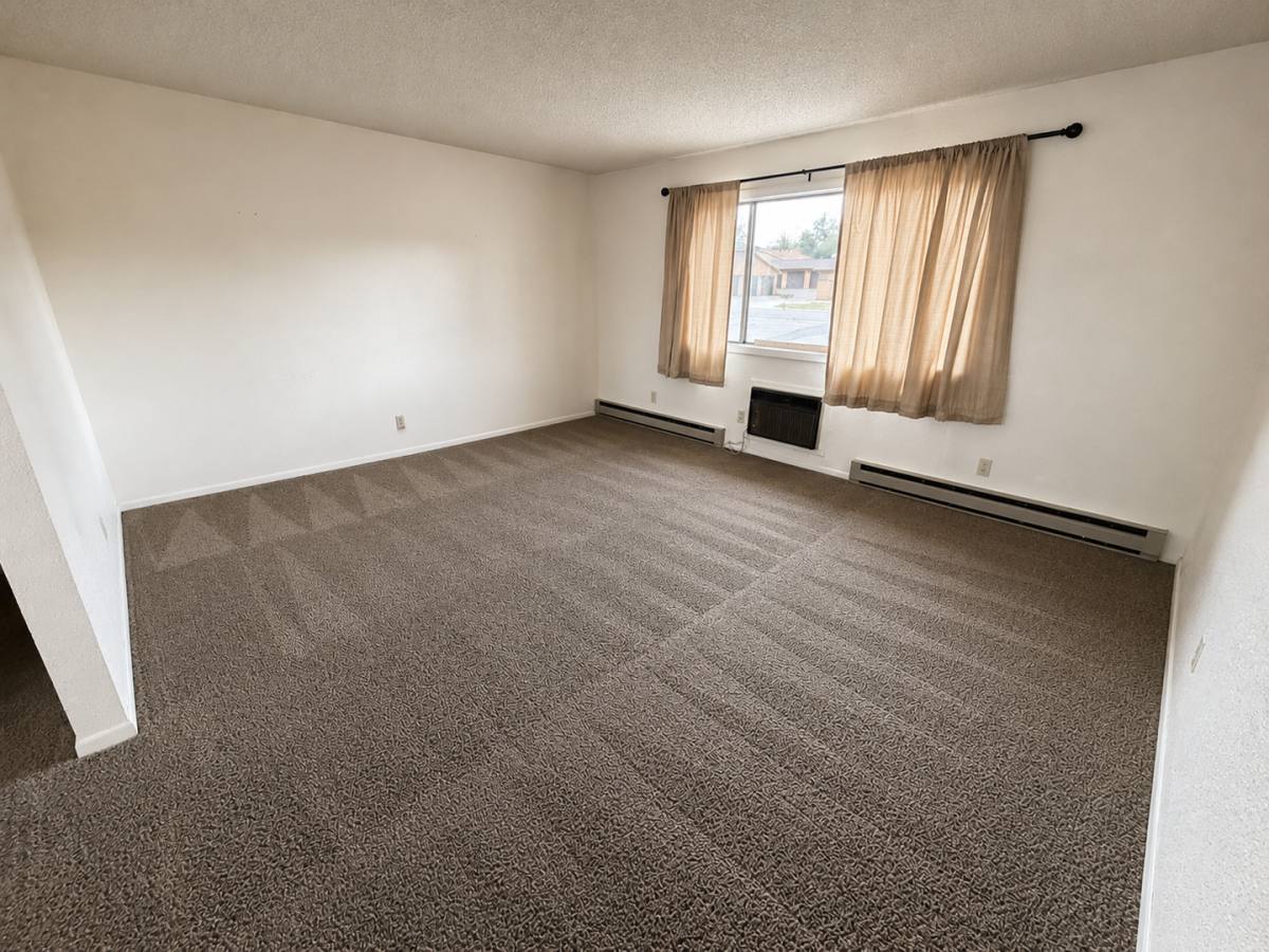 Apartment for rent at 1537 Westchester Square E, Billings, MT 59105