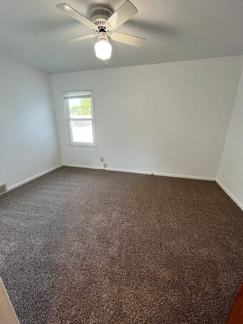 Apartment for rent at 1411 S Willow Ave, Sioux Falls, SD 57105