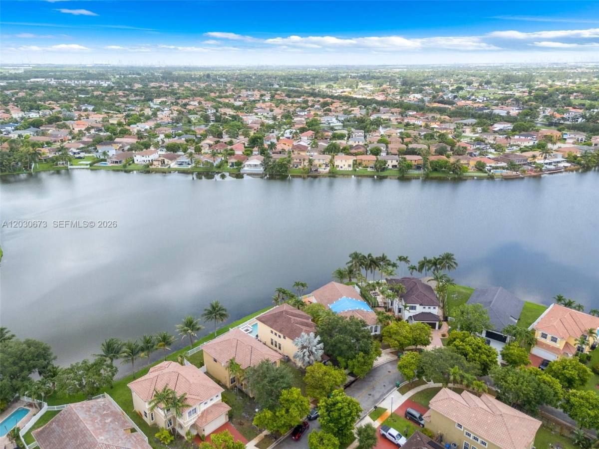 House for rent at 5149 SW 137th Ave, Hollywood, FL 33027