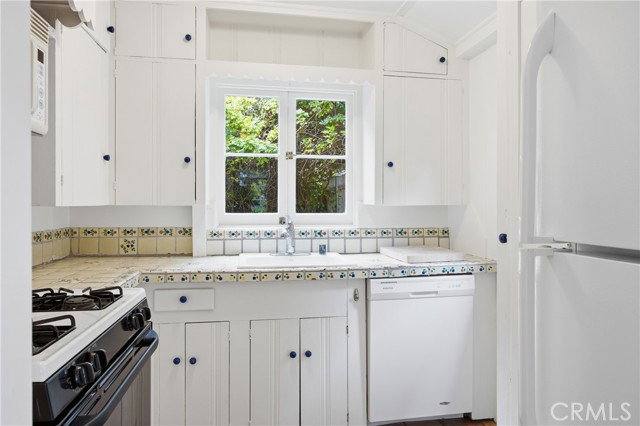 House for rent at 550 Saint Ann's Dr, Laguna Beach, CA 92651