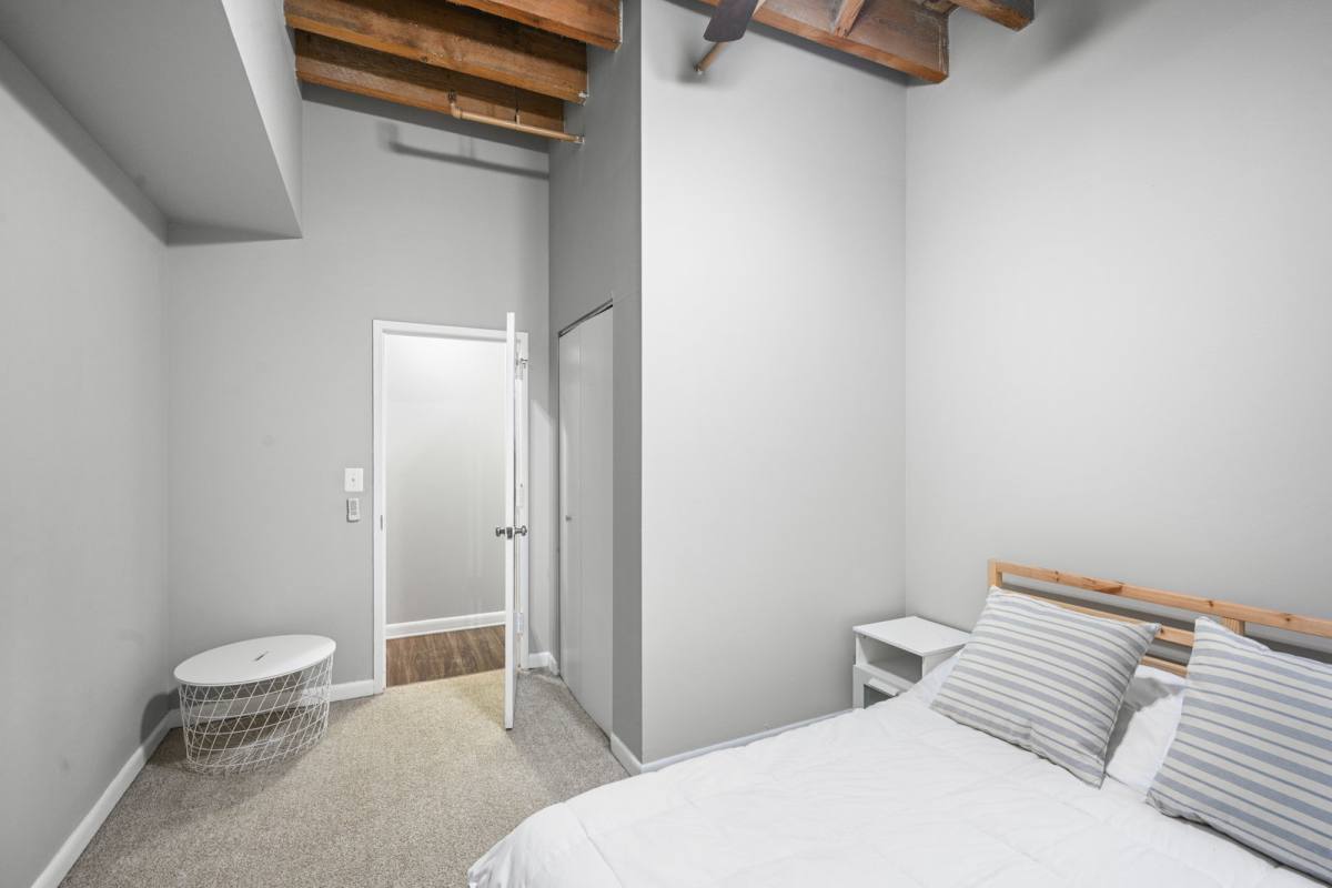 Apartment for rent at 225 Arch St #53, Philadelphia, PA 19106