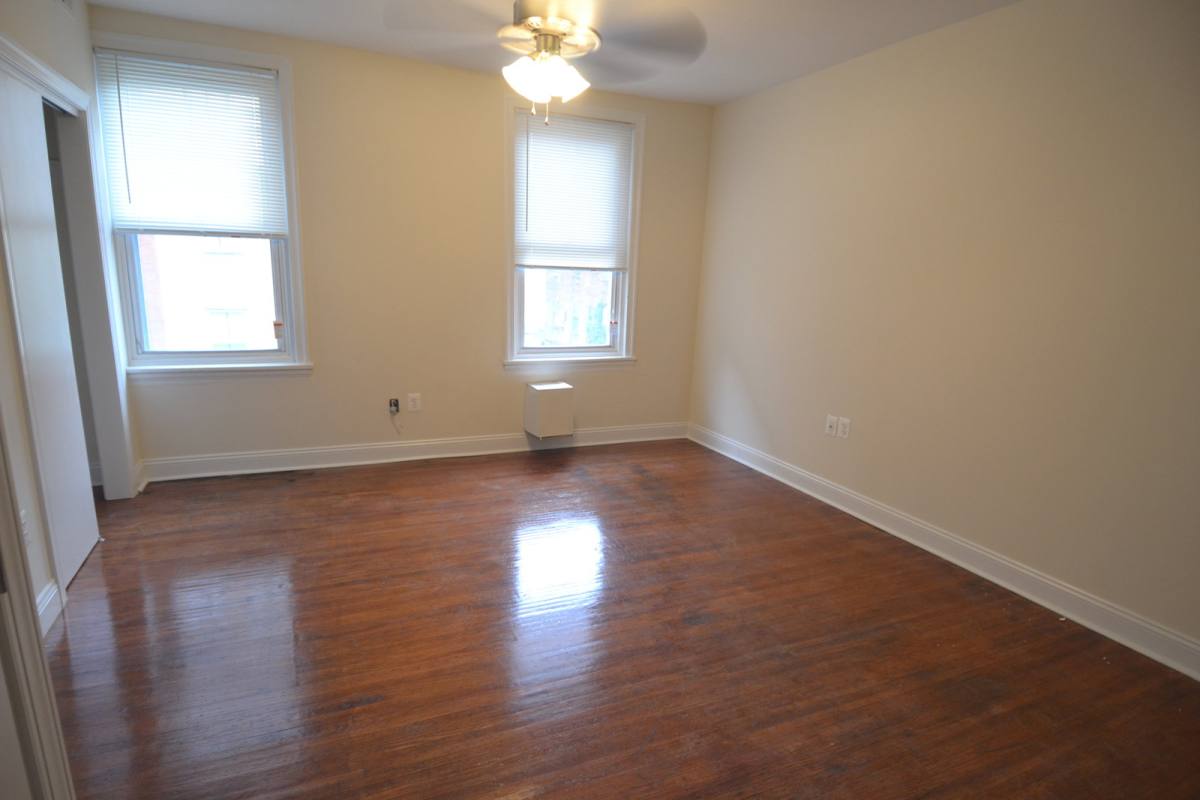 Apartment for rent at 326 S 16th St #3F, Philadelphia, PA 19102