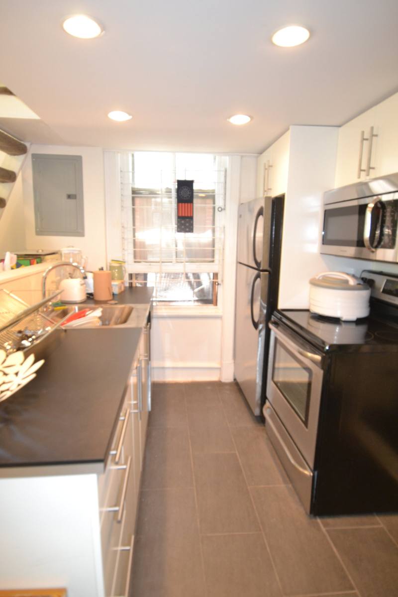 Apartment for rent at 2310 Delancey St #2R, Philadelphia, PA 19103