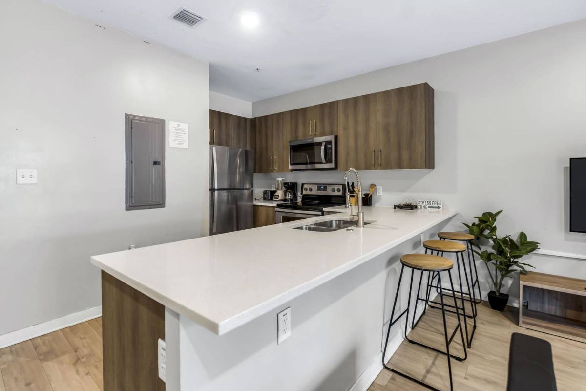 Townhouse for rent at 171 NW 158th St, Miami, FL 33169