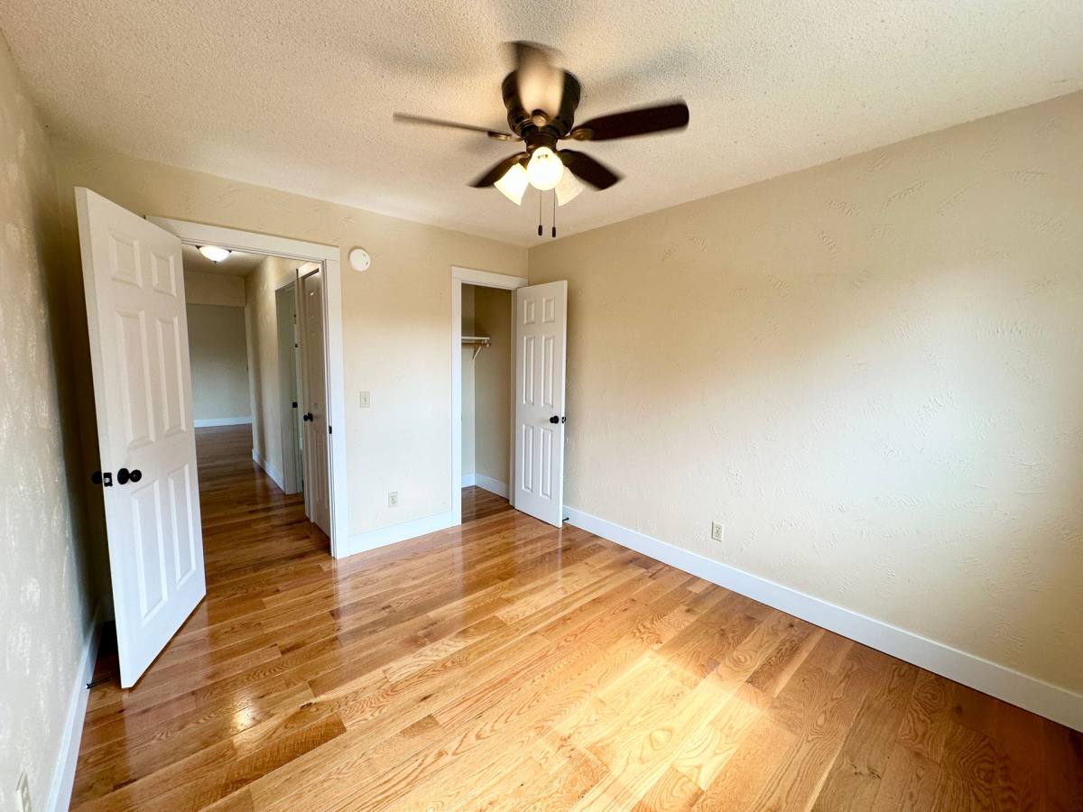 Apartment for rent at 8216 W 31st St, Minneapolis, MN 55426
